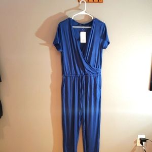 Pretty Garden NWT jumpsuit navy blue